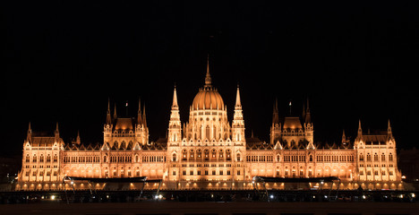 Fototapeta premium Budapest parliament house (night lights)