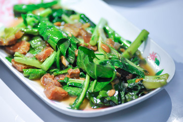 stir-fried kale with crispy pork