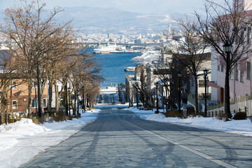 港町の冬の坂道　函館