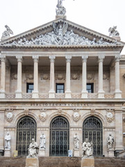 Fototapeta na wymiar entrance of the National Library of Spain