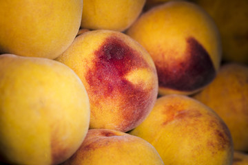 Fototapeta na wymiar Organic and fresh fruits in market