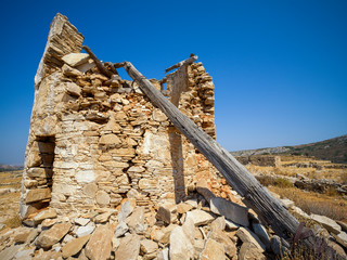 Lefkes - Kykladen - Ruine einer alten Mühle