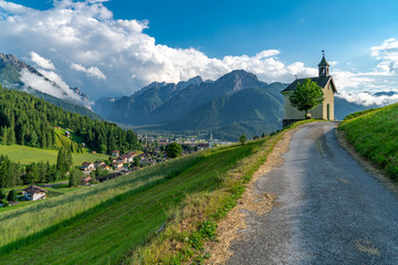 Abendstimmung &uuml;ber dem S&uuml;dtiroler Dorf Toblach