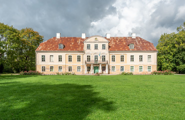 Fototapeta na wymiar Vatla manor estonia europe