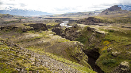 Fototapeta na wymiar Beautiful cliff on the trekking of Landmannalaugar, Iceland
