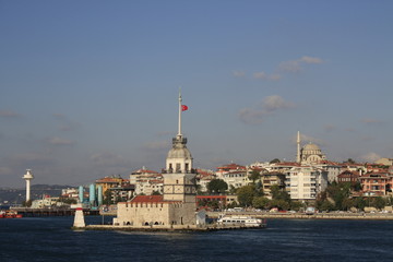 Fototapeta na wymiar tower in Istanbul
