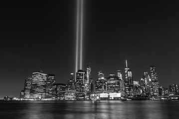 Tributo a 911_Torres Gemelas con Luz