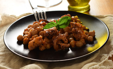 Insalata di polpo e ceci ft9109_0294 Octopus vulgaris