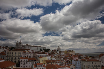 Obraz premium Landscape from Lisbon of one of its beatiful horizons