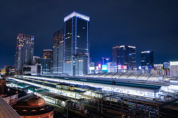 Fototapeta premium 東京駅 夜景 KITTE 展望台から