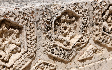 Kunstvolle Steinmetzarbeit