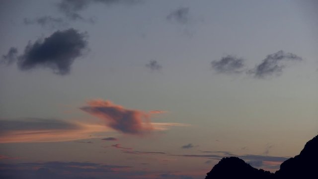 加計呂麻島の空と海