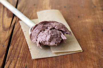 löffel mit kuchenteig