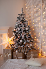  Christmas tree in garlands