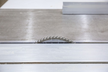 cutting saw in the carpenter's shop