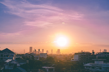 Naklejka premium sunset over city