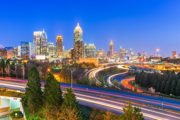 Fototapeta na wymiar Atlanta, Georgia, USA downtown city skyline over highways