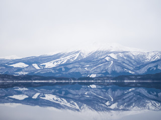 Fototapeta premium 田沢湖