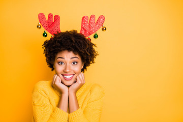 Close-up portrait of her she nice attractive cute cheerful cheery sweet wavy-haired girl wearing...