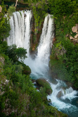 Fototapeta premium Wodospad Manojlovački buk w Parku Narodowym Krka w Chorwacji