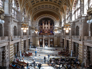 Le hall et l'orgue du musée Kelvingrove, Glasgow, Ecosse - 290334554