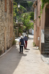 Fototapeta na wymiar Ruelle du village de Lama en Corse