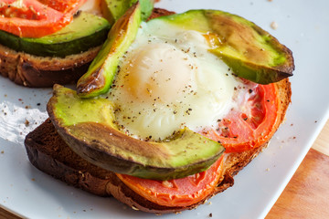 Breakfast Avocado Egg Toast