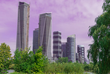 Naklejka premium Landmark view at modern buildings near the Humber Bay Park in Etobicoke, Ontario, Canada