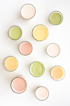 Overhead view of red maca and rosehip powder smoothies