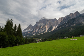 Fototapeta na wymiar Mountains of Cortina de Ampezzo in Italy