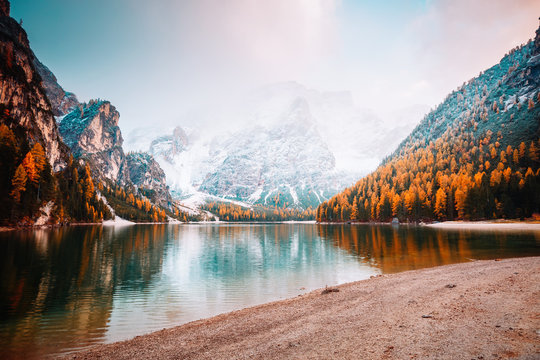 Scenic image of alpine lake Braies (Pragser Wildsee). Location place Dolomiti national park Fanes-Sennes-Braies, Italy, Europe.