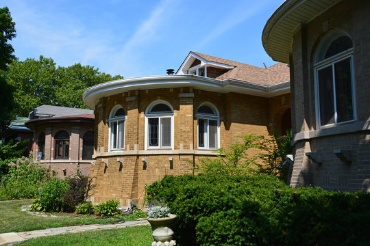 Mid-Century bungalows built from 1910 to 1930 are typical to Chicago and it's surrounding suburbs. 