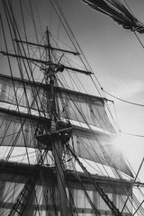 Obraz premium mast and rigging of a historical tall ship