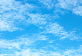 Fototapeta na wymiar Blue sky white clouds