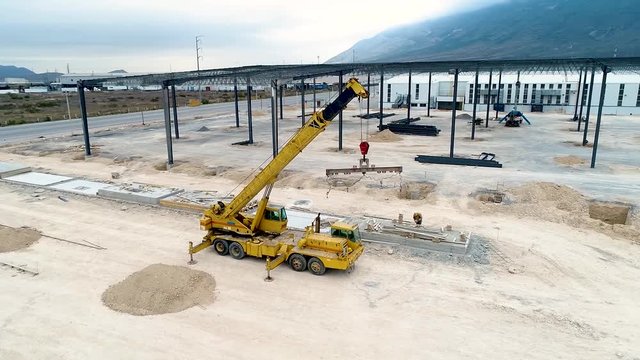 Construcci&oacute;n de nave industrial con drone