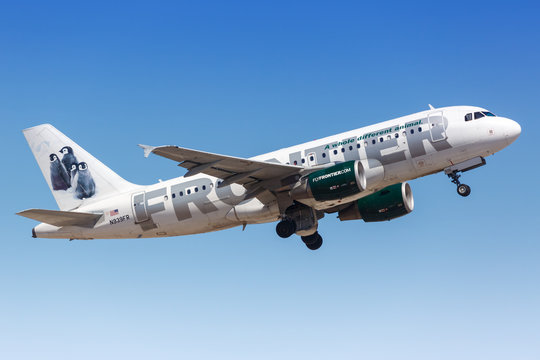 Frontier Airlines Airbus A319 Airplane