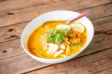 Laksa Curry Noodles - Muslim Food Bangkok