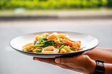 Noodles in Thick Gravy with Seafood - Halal Food in Thailand