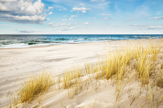 Baltic sea on the Polish coast © am13photo