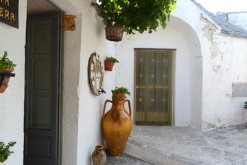 Hauseingang in einem italienischen Dorf 