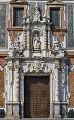 Detalle puerta palacio de la Merced en Cordoba