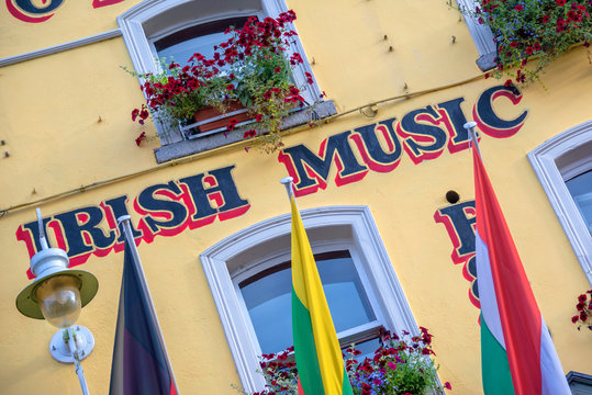 Text Irish Music, Written On The Wall Of A Traditional Pub In Temple Bar Area, Dublin, Ireland