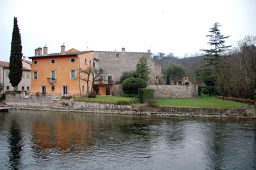 Obraz premium Borghetto di Valeggio sul Mincio