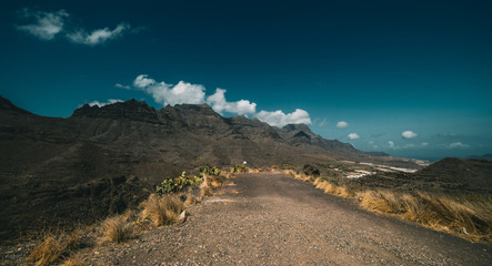 berg, landschaft, himmel, natur, berg, cloud, blau, cloud, anreisen, road, gipfel, wüste, schnee, high, gras, anblick, hills, -täler, fels, landschaftidyll, fremdenverkehr, bereich, sommer, pfad, herb