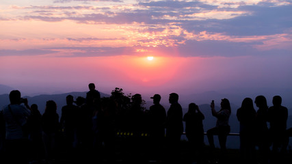 Fototapeta premium observando o céu