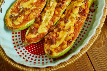 Chili Stuffed Spaghetti Squash Bowls