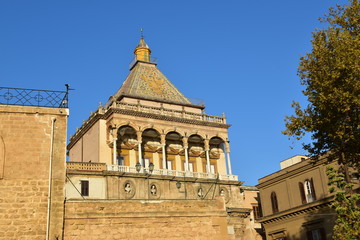 Fototapeta na wymiar Palazzo Reale, Palermo, Sicilia. Veduta esterna