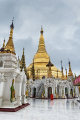 Fototapeta premium Shwedagon pagoda in a rainy day. Yangon, Rangoon, Burma, Mianmar.