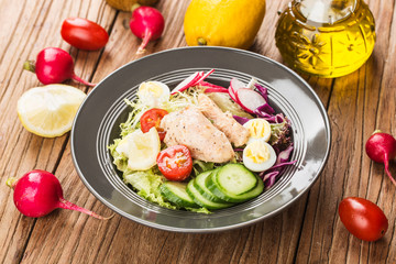 Chicken breast with fresh salad