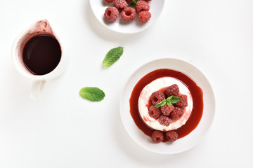 Panna cotta with fresh raspberries